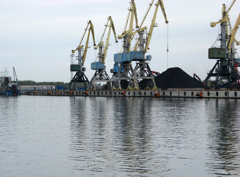 Порт высоцк вакансии. Порт высоцк выборг. Порт высоцк вакансии. Высоцк порт ленинградская область. Порт высоцк угольный терминал.