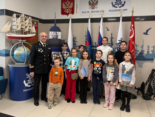 ФГУП «Росморпорт» воспитывает патриотов: работники и их дети посетили Музей Победы в преддверии Дня защитника Отечества 