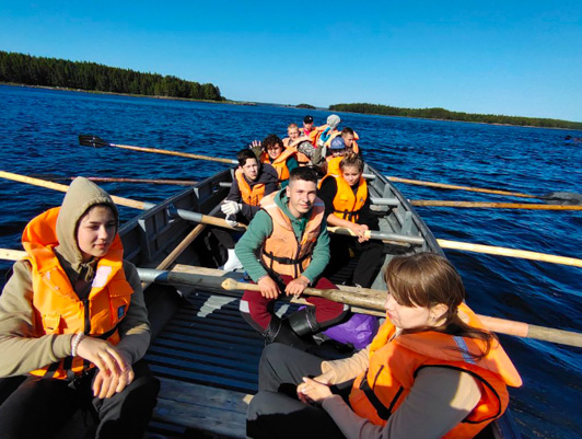 Начался конкурсный отбор на летние образовательные программы в регионах России