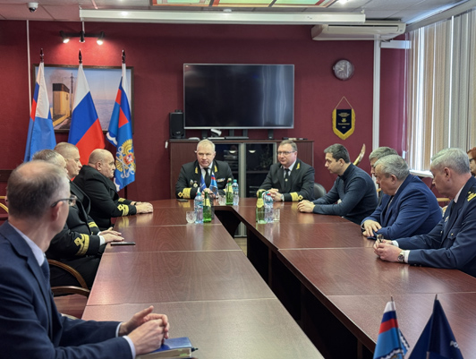 Генеральный директор ФГУП «Росморпорт» официально представил коллективу руководство Арктического бассейнового филиала