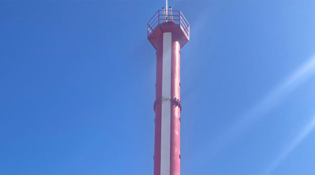 Введен в эксплуатацию построенный передний створный знак в морском порту Махачкала