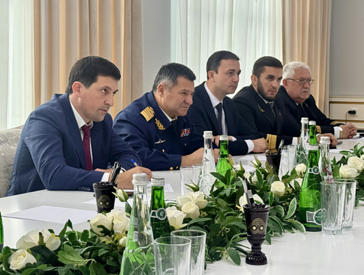 Развитие морского порта Махачкала обсудили на рабочей встрече российской и иранской делегаций